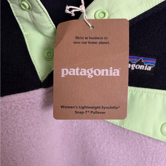 Patagonia Women’s Lightweight synchilla Snap-T Pullover - Picture 6 of 6